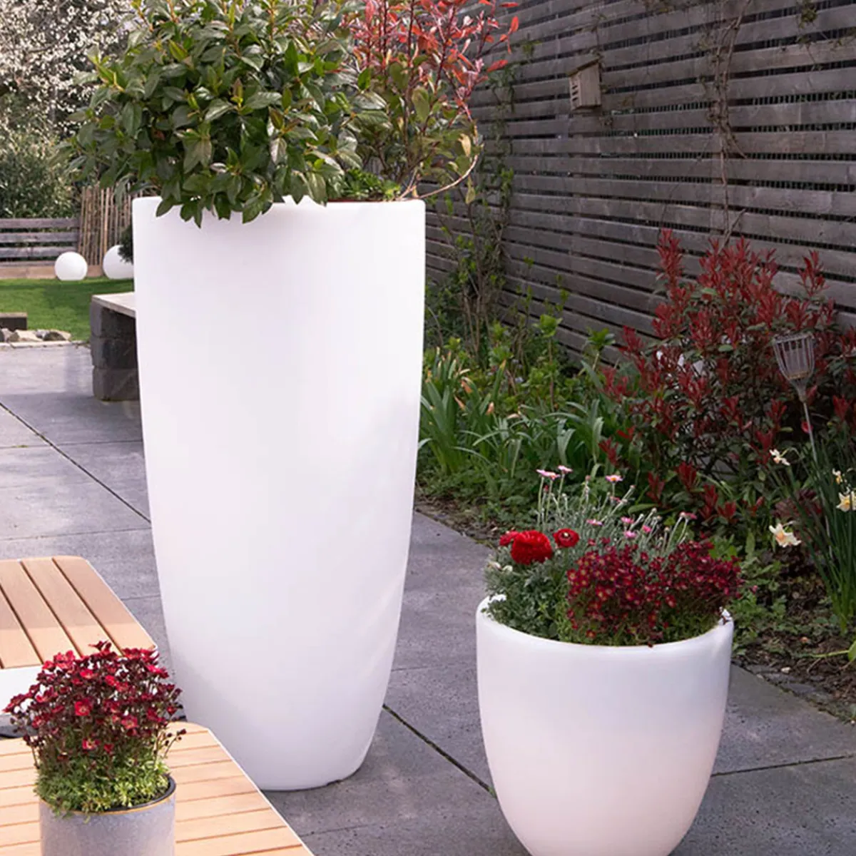Hot Shining Curvy Pot XL Dekoleuchte Gartenmöbel|Lichtmöbel