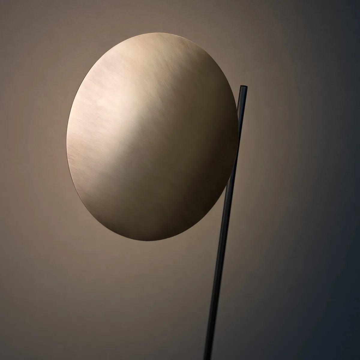 New Lederam F0 LED Stehleuchte Stehleuchten|Wohnzimmer