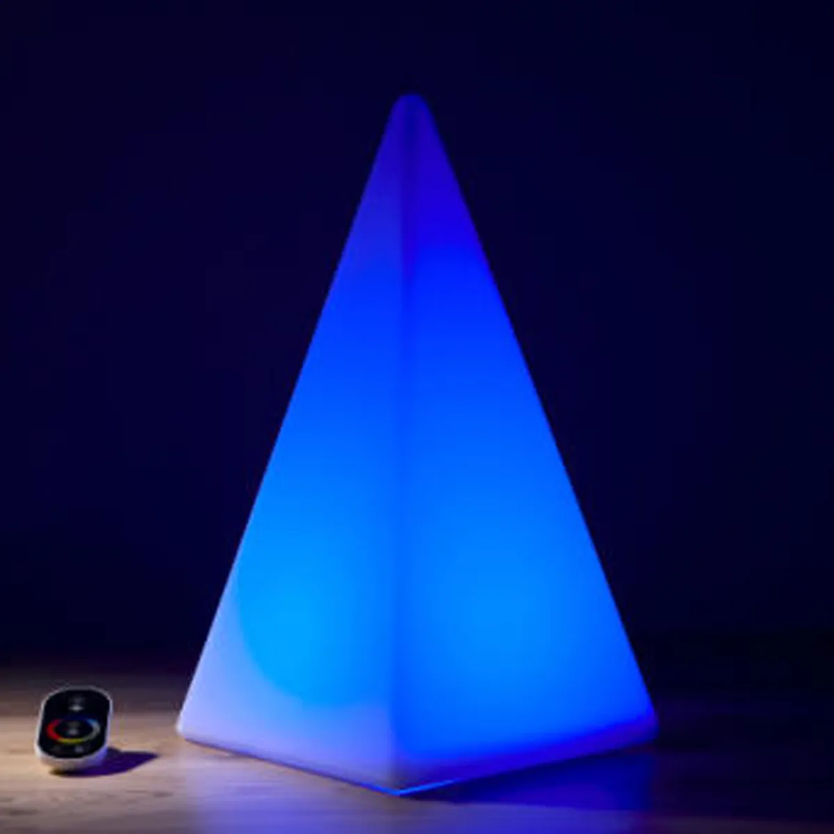 Discount Pyramide RGB-LED Akkuleuchte Terrassen|Dekorative Leuchten