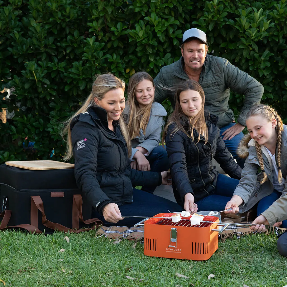 Online Cube Holzkohlegrill, tragbar, inkl. Transporttasche Grills & Pizzaöfen