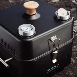 Outlet Cube 360 Holzkohlegrill, tragbar Grills & Pizzaöfen