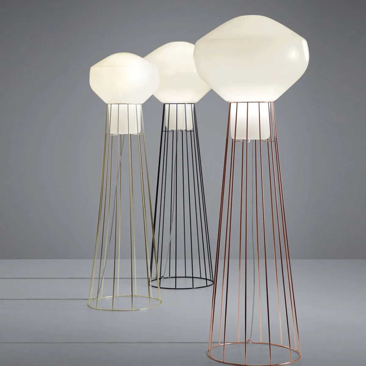 New Aerostat Stehleuchte, Ø: 43 cm Stehleuchten|Flur