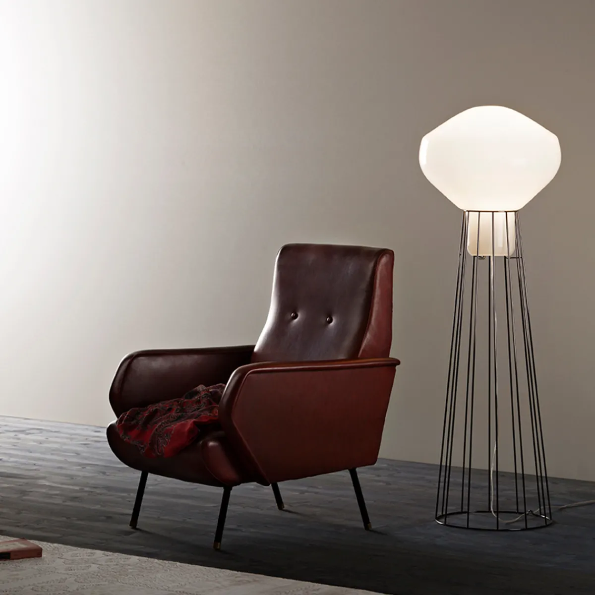 New Aerostat Stehleuchte, Ø: 43 cm Stehleuchten|Flur