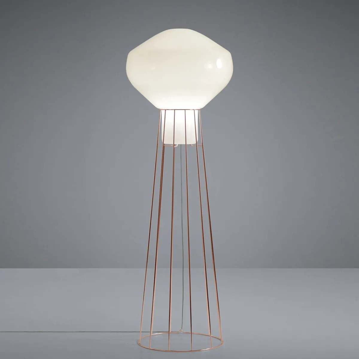 New Aerostat Stehleuchte, Ø: 43 cm Stehleuchten|Flur