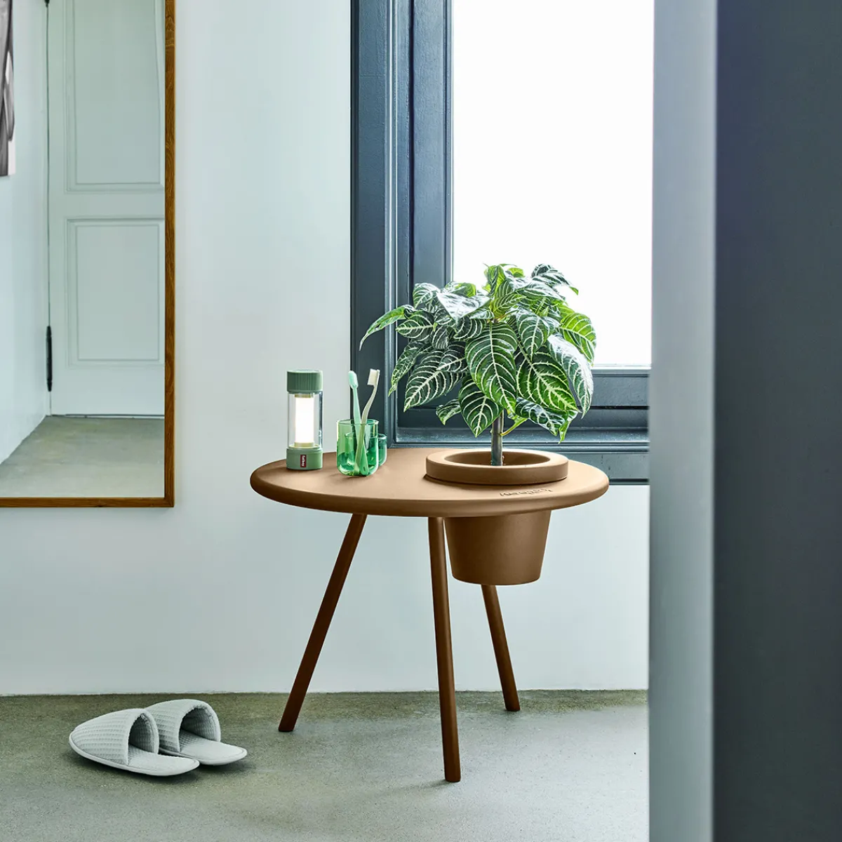 Online Bakkes Beistelltisch mit Blumentopf Gartenmöbel|Möbel