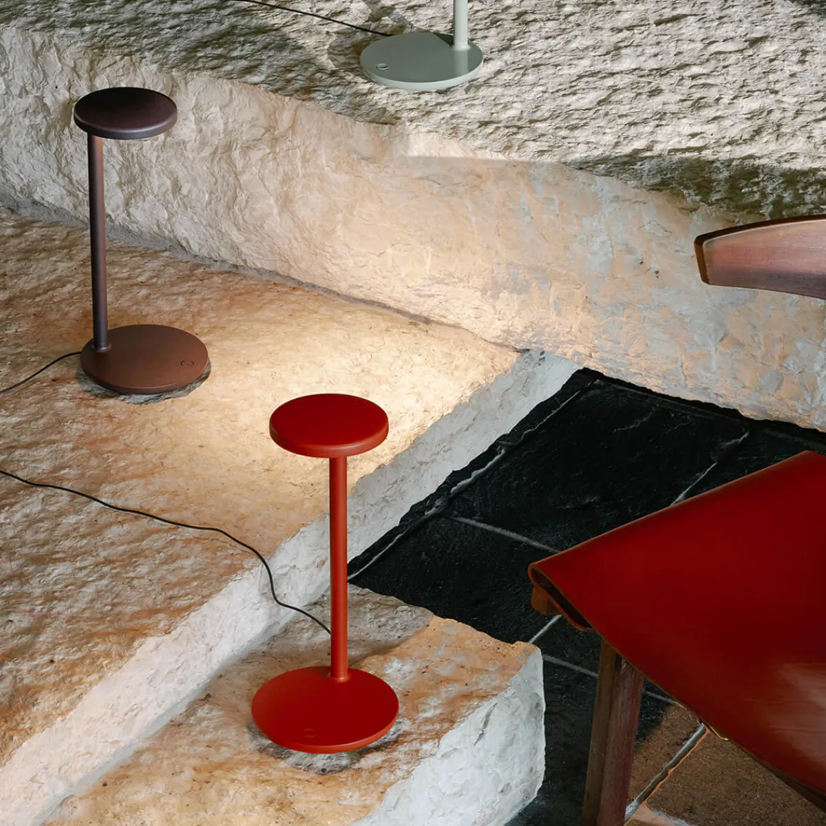 New Oblique Qi LED Tischleuchte Gadgets & Technik|Hotellerie