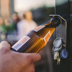 Online Johnny Catch Magnet Wandflaschenöffner Gadgets & Technik