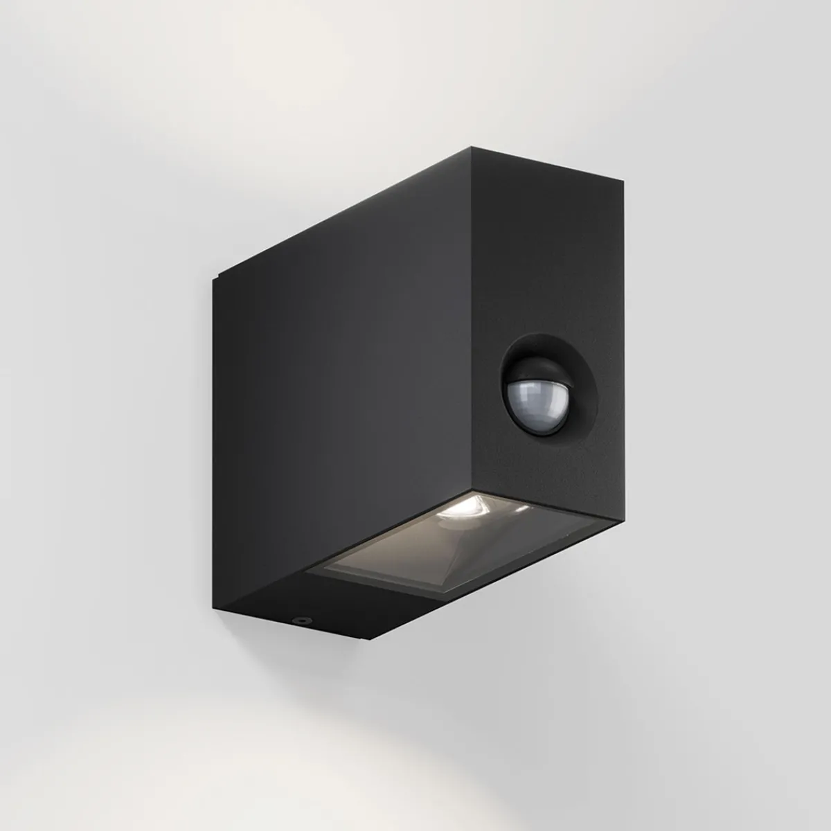 New Eye Control LED Außenwandleuchte Terrassen|Hauseingänge