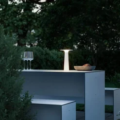 Clearance Lix LED Akkuleuchte, Dim-to-Amber, inkl. Charging Base Gastronomie|Terrassen