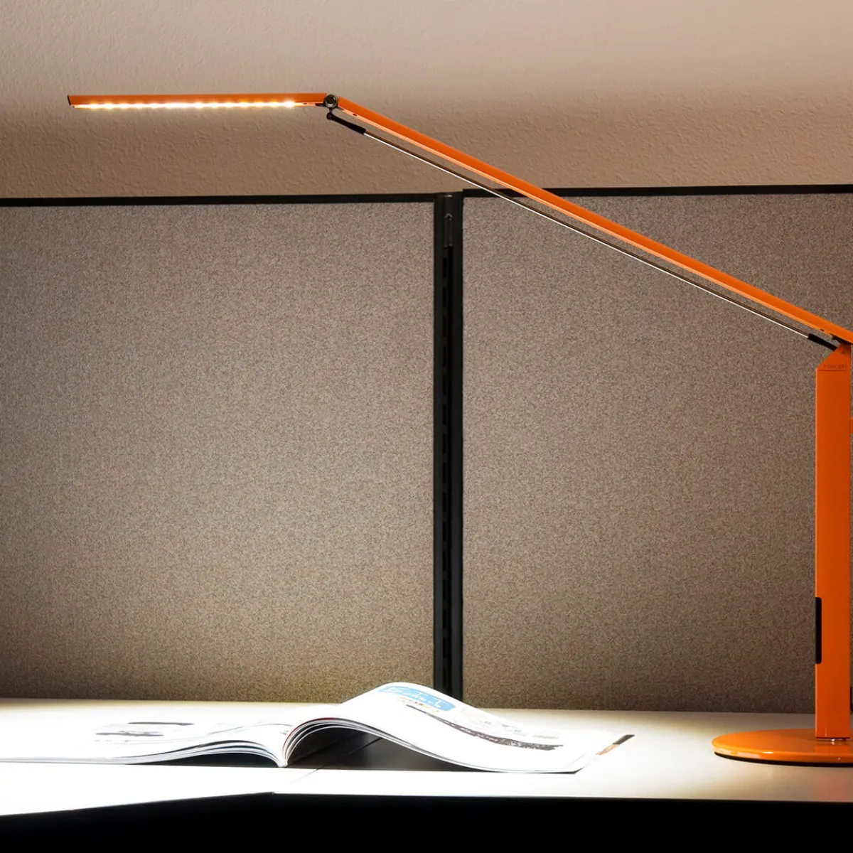 Outlet Equo LED Tischleuchte Arbeitszimmer|Büros