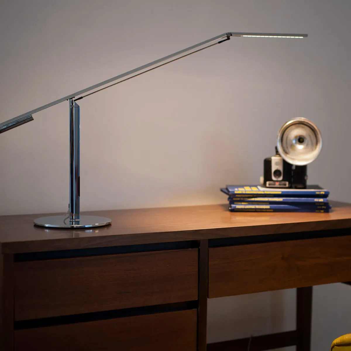 Outlet Equo LED Tischleuchte Arbeitszimmer|Büros