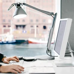 New Fortebraccio Tavolo mit Schalter Tischleuchten