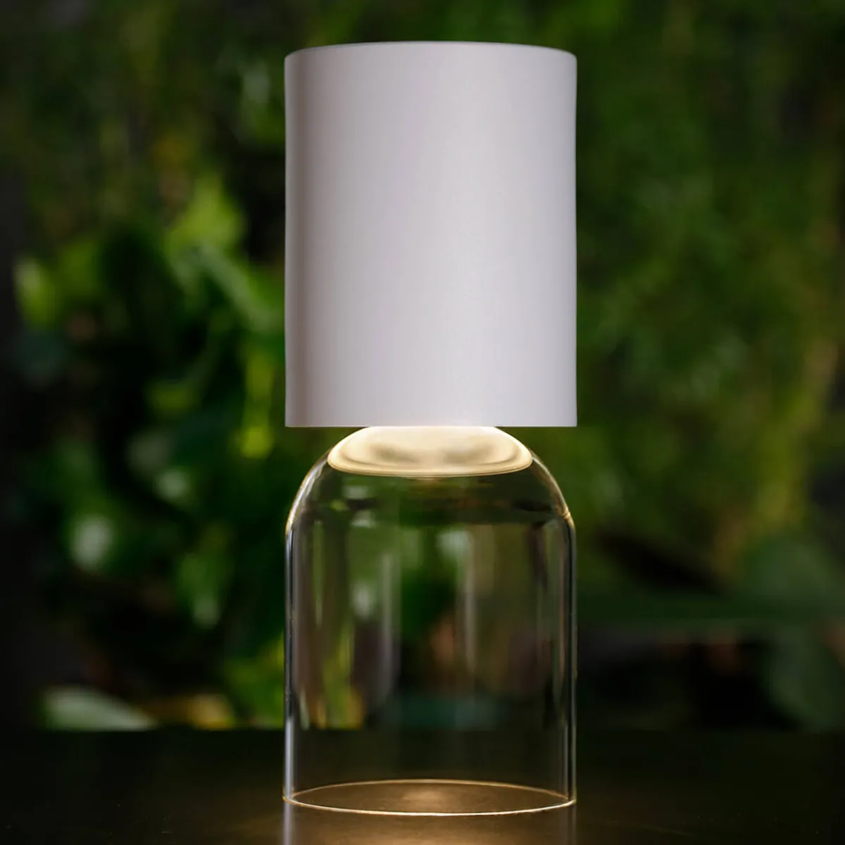 New Nui Mini Outdoor LED Akkuleuchte Dekoration|Hotellerie