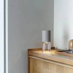 New Nui Mini Outdoor LED Akkuleuchte Dekoration|Hotellerie