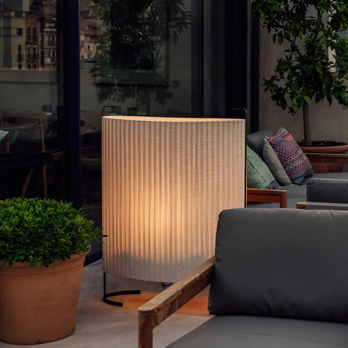 New Amid Tisch- / Steh- / Bodenleuchte Terrassen|Dekorative Leuchten