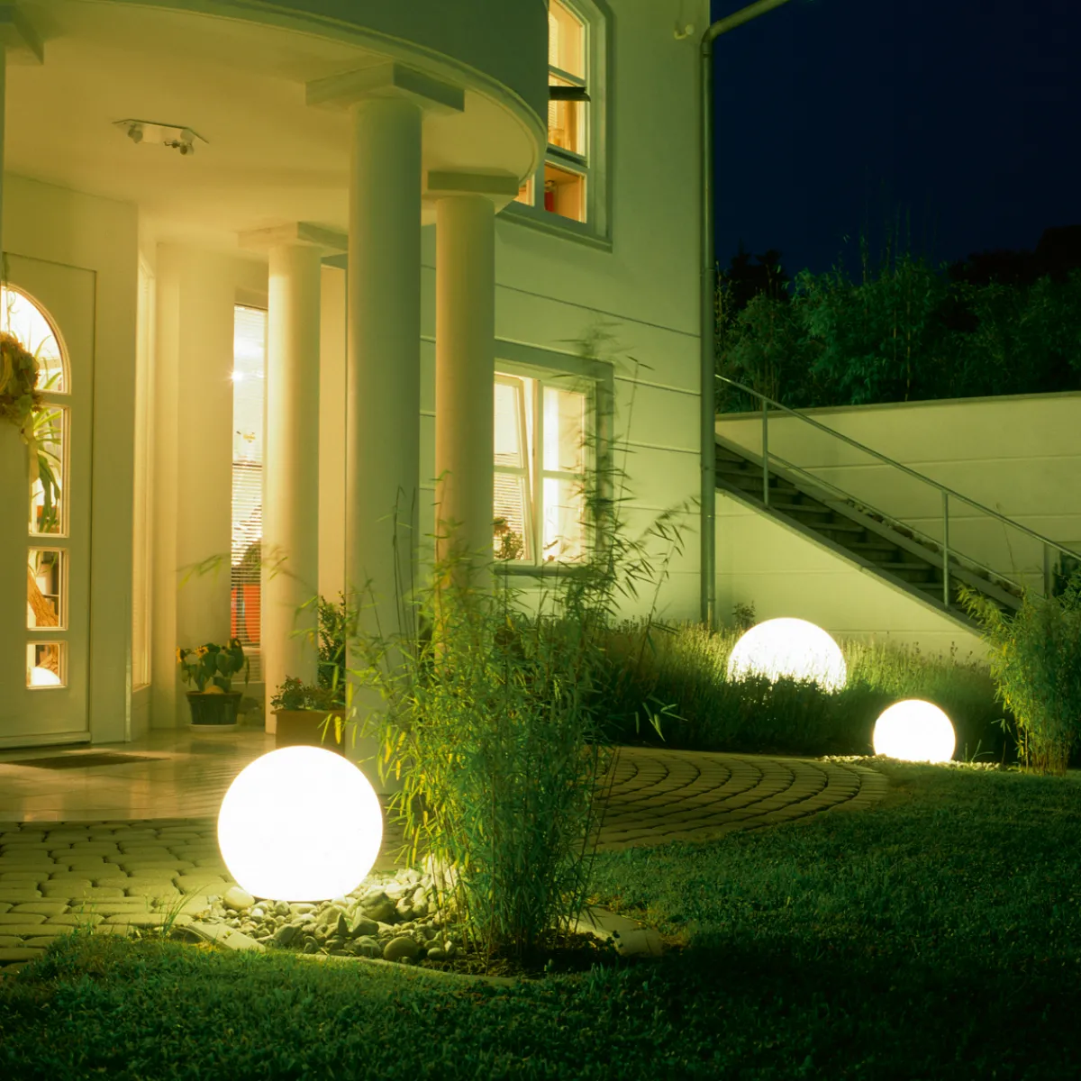 Outlet Vollkugel MAG mit Aufschraubsockel Terrassen|Dekorative Leuchten