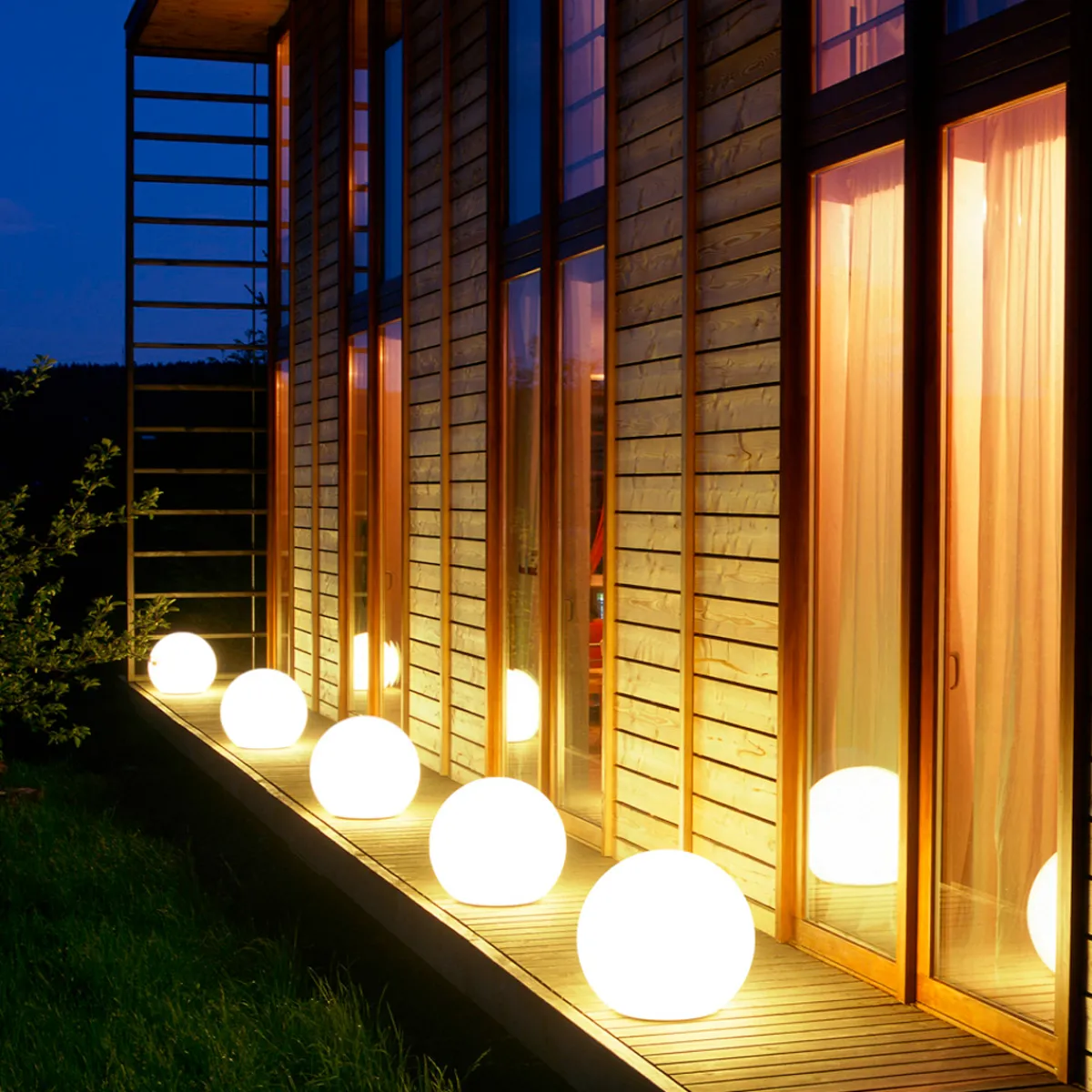 Outlet Vollkugel MAG mit Aufschraubsockel Terrassen|Dekorative Leuchten