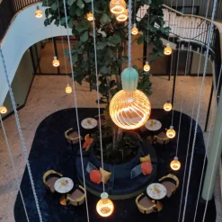 New LED Floating Globe 200 twisted smokey grau E27, 6 W, 1900 K, dimmbar E27|Dekorative Leuchtmittel