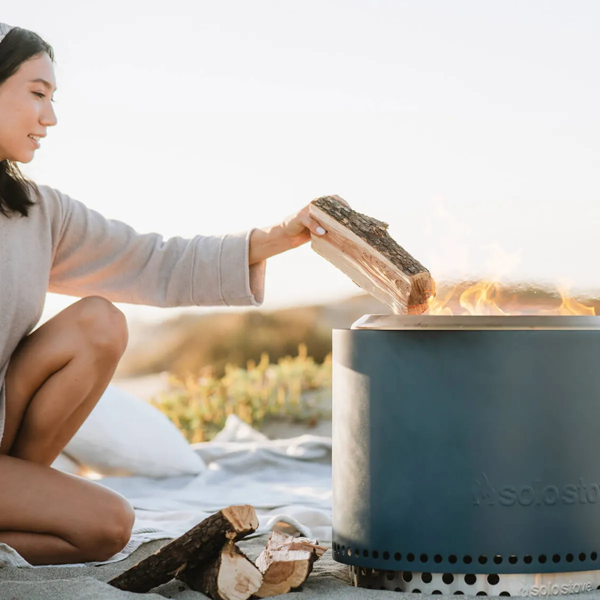 Best Bonfire 2.0 Feuerschale mit Standfuß, inkl. Deckel Feuerkörbe & Feuerschalen