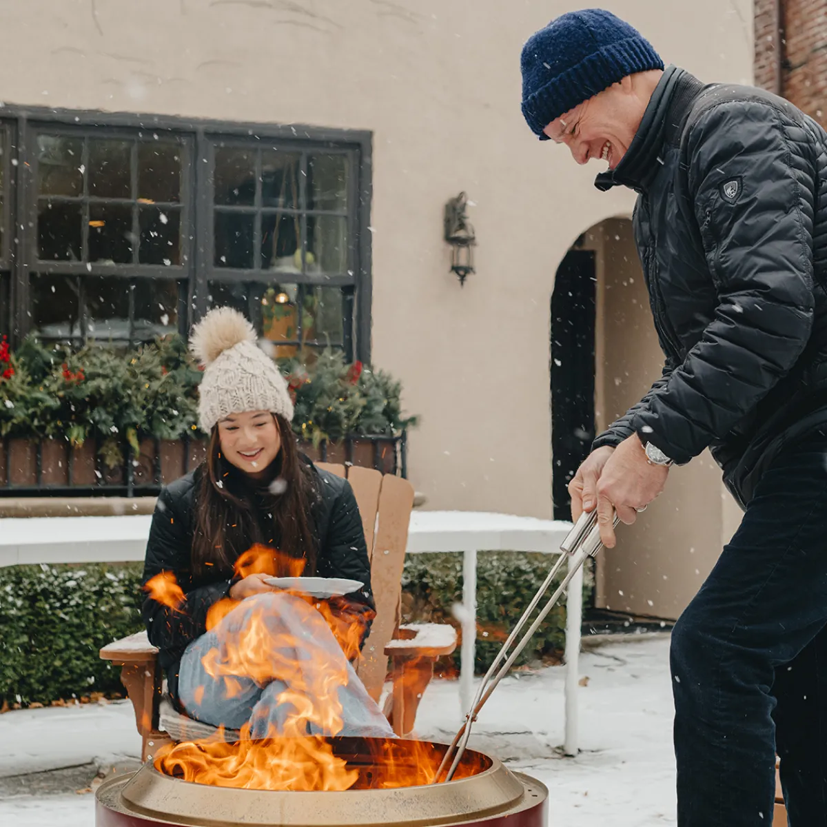 Online Yukon 2.0 Feuerschale mit Standfuß, inkl. Deckel Feuerkörbe & Feuerschalen