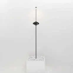 Sale Pina Ständer mit Basis und Erdspieß Montagezubehör|Leuchtenzubehör