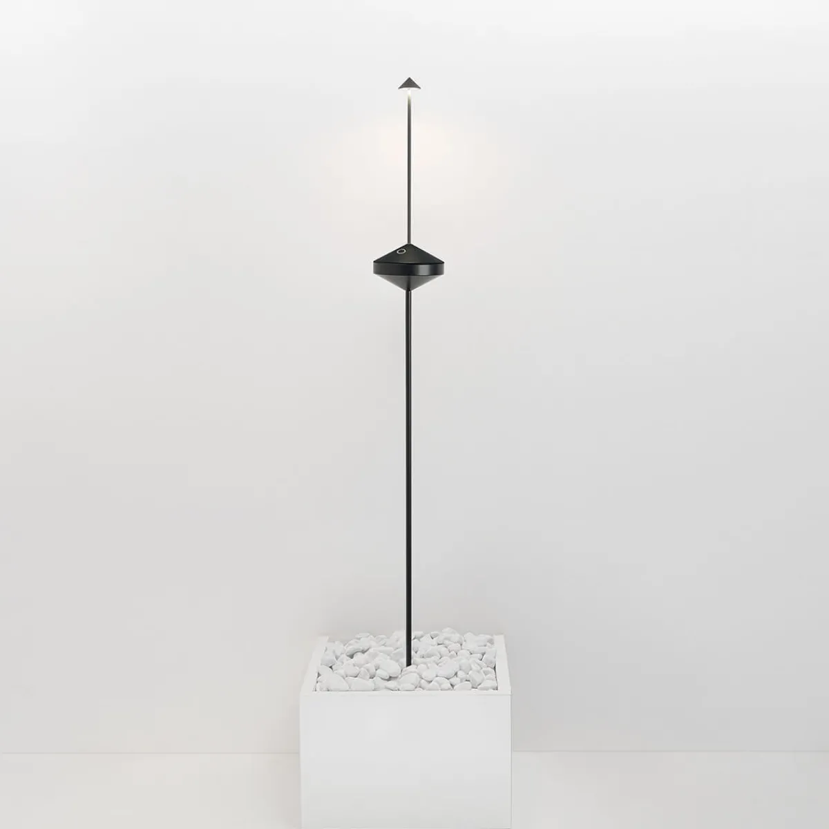 Sale Pina Ständer mit Basis und Erdspieß Montagezubehör|Leuchtenzubehör