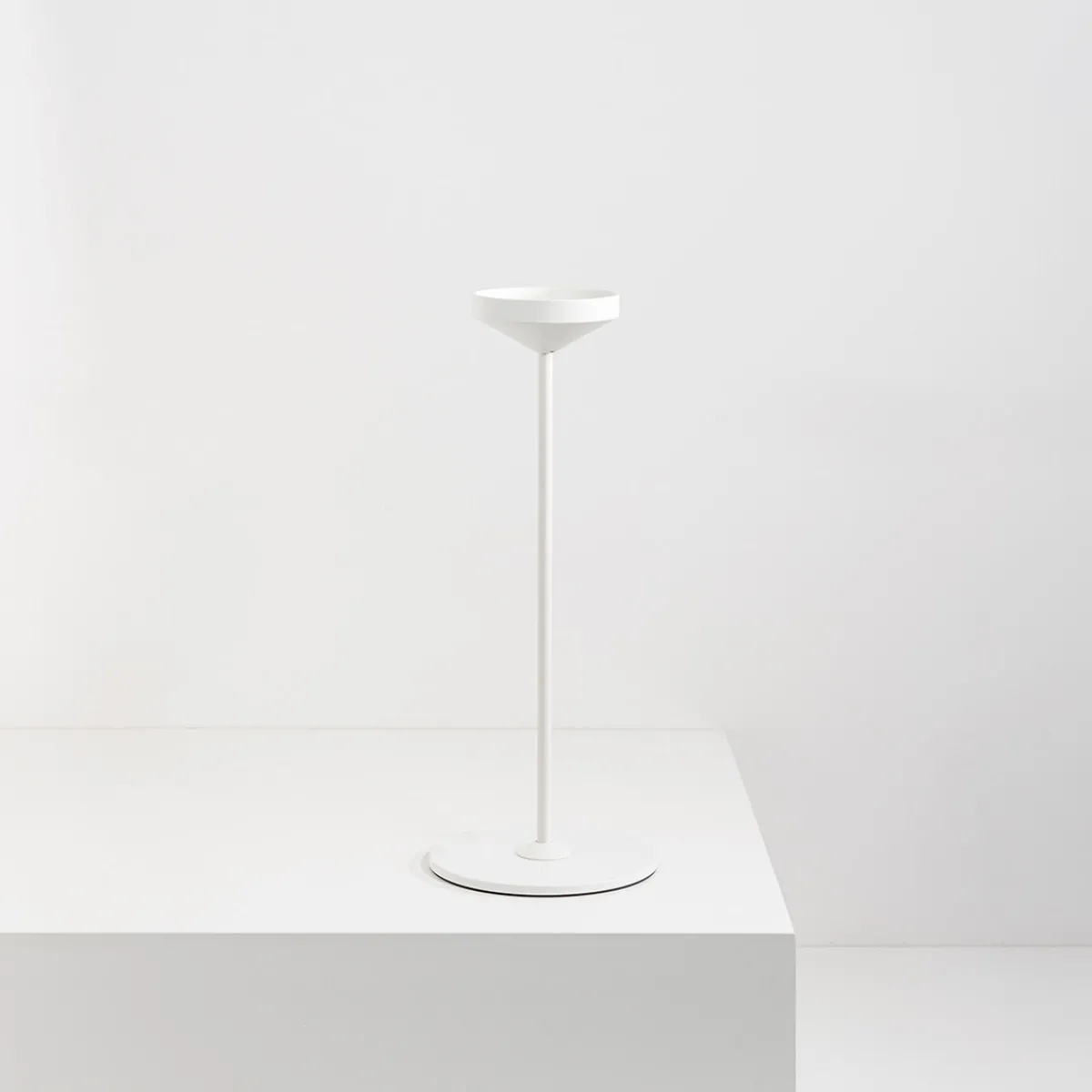 Sale Pina Ständer mit Basis und Erdspieß Montagezubehör|Leuchtenzubehör