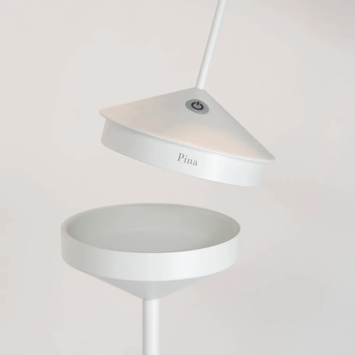 Sale Pina Ständer mit Basis und Erdspieß Montagezubehör|Leuchtenzubehör